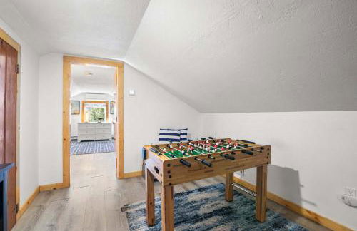 Sleeps 14 Home w Pool Great for Families - Photo 27