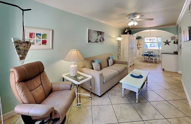 Barefoot Beach Resort F-105 - Foto 1