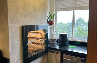 Apto lindo e completo com piscina em Itajai - Foto 5