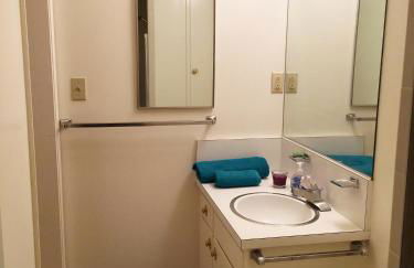 Private Unit / Private Bathroom Near BART & SF - Photo 21