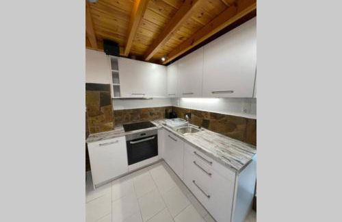 PANOS ROOMS Central loft studio near the beach - Foto 7