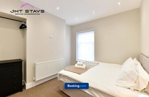 premium Offer for Extended Stays by JMT Stays l Swansea Short Lets and Serviced l With Private Parking - Foto 6