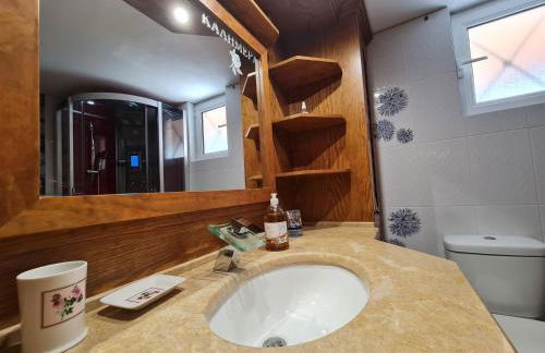 Myrtia Guest House - Photo 70