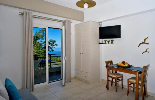 House in Εndless green - Arethousa, Ikaria - Photo 17