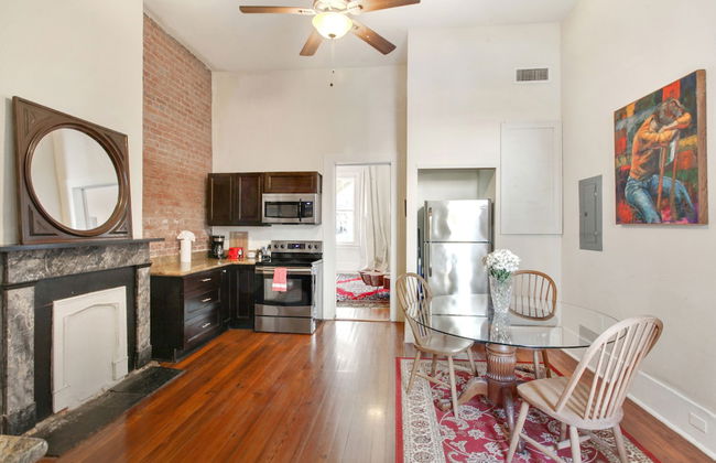 Montgomery Apartments on Magazine Street - Foto 36