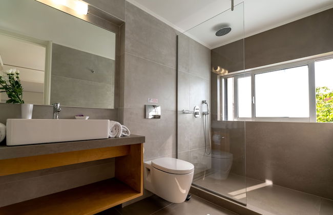 Lotus Hotel Apartments - Photo 23