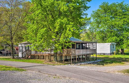 Cozy Hardin Retreat with Lake Kentucky View! - Foto 24