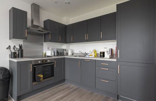 31 Grand Court - Lovely Home Near Canal, Park, & Central MK - Photo 15