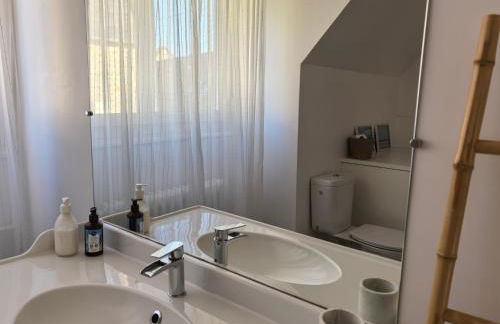 La Triolette, maison chaleureuse, indépendante et refaite à neuf dans le Vieux Coutainville, tourisme ou télétravail - Foto 23