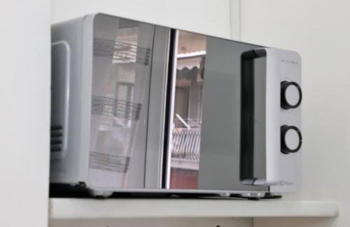 Dimora di Antonietta Room - near Train Station & Wi-Fi - Foto 16