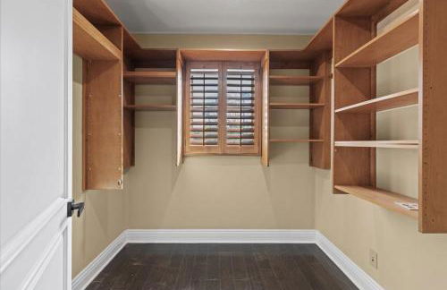 5800 sq ft Gorgeous Tarzana 7 bedroom 9 bathroom home with pool and hot tub - Foto 6