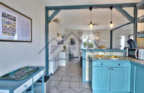 LocaLise - M3B - Souvenir du Guil - Maison de plain-pied avec jardin clos au Guilvinec - Tout à pied, plages, port, centre, commerces, marché - Wif inclus - Linge de lit inclus - Animaux bienvenus - Foto 32