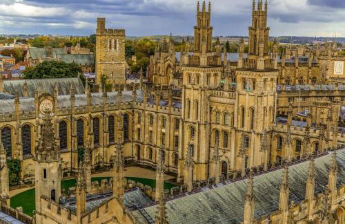 The Green Bus and the lodge - Foto 23