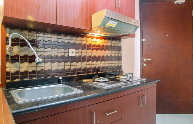 Relaxing Studio Apartment at Mangga Dua Residence - Photo 10