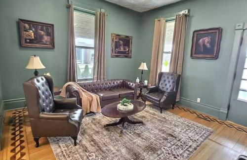 Sleeps 30+ • 10BR Mansion •Events • Bar • Backyard - Foto 4