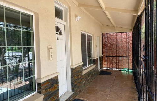 Big Family, Close to All, duplex A and B Downtown UTEP Hospitals - Foto 7