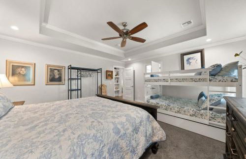 Modern OKC Retreat Half Mile to Plaza District - Foto 21