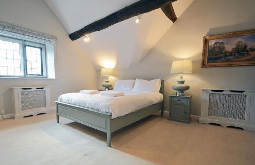 Postman's Knock - Photo 14