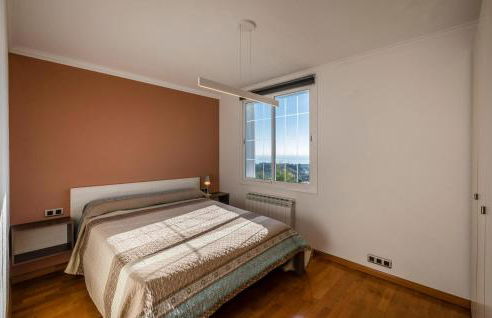 Gorgeous Home In Sant Cebrià De Vallalt - Foto 24