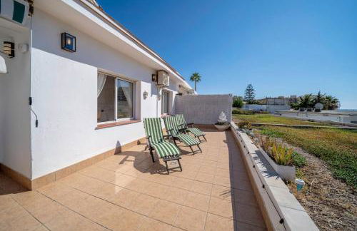 Sun-Drenched, Sea-View Apartment with Giant Patio! - Photo 47