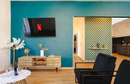 Gatsby - Appartement rénové élégant, Hypercentre Saintes, Calme, Fibre, TV 4K, Netflix - Foto 3