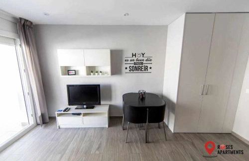 Roses Apartments Red Loft vista mar lateral - Foto 10