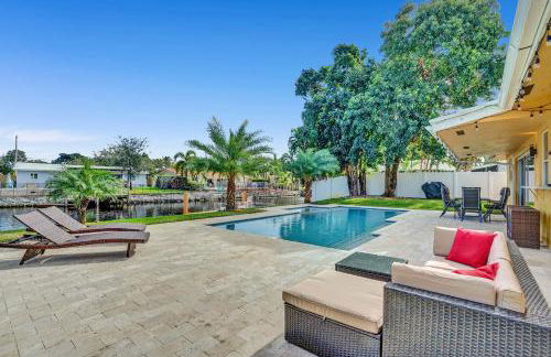 New! Waterfront Heated Pool & Jacuzzi 2 mi to Beach - Fishing Pier Relaxing SPA & Hammock - Photo 31