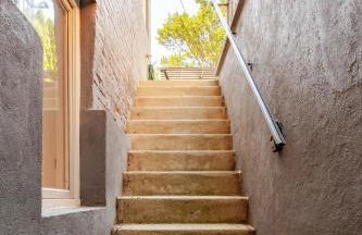 Private Garage Parking and King Bed - Walk to Metro - Foto 22