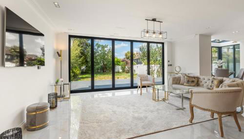 New! Trendy 5BR with Garden and Parking near Wimbledon - Foto 2