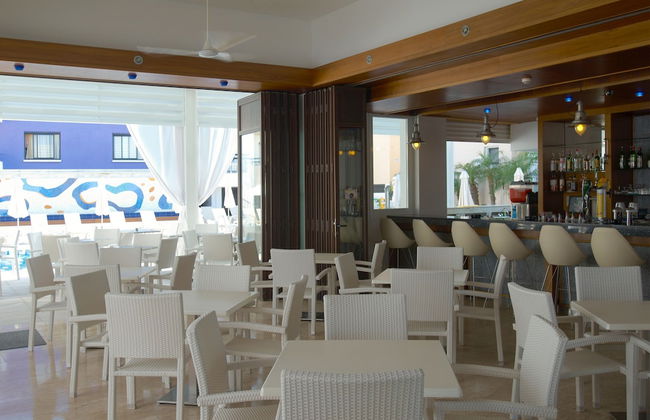 Senator Hotel Apartments - Adults Only - Foto 47