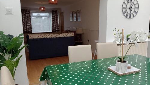 3BR House with garden near Bicester Village - Foto 4