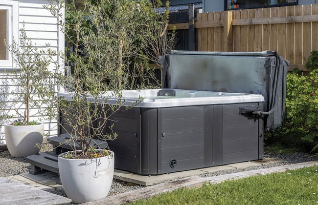 Tahatai Cottage with Spa Pool - Oneroa - Foto 18