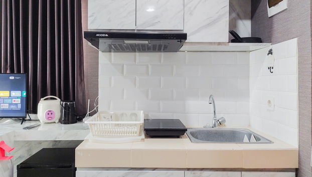 Comfy And Modern Studio Apartment At B Residence - Foto 5, Cocina privada