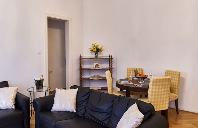 Old Town Square Royal Apartment - Photo 19