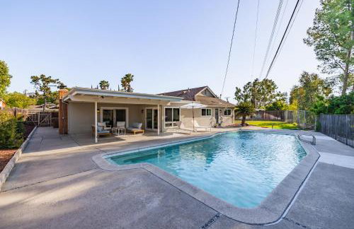 #Marbella Lane - Cozy Modern Home with Relaxing Design & Pool - Foto 62