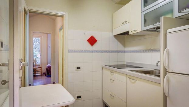 Bungalow in San Vincenzo With Sun Shower - Foto 4, Cocina privada