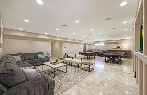 Luxury Estate, Sleeps 24, Sonoran by HomeStakes Stays - Foto 10