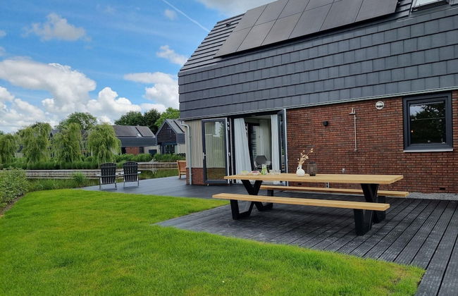 Luxurious Detached Water Villa With Jetty - Foto 19