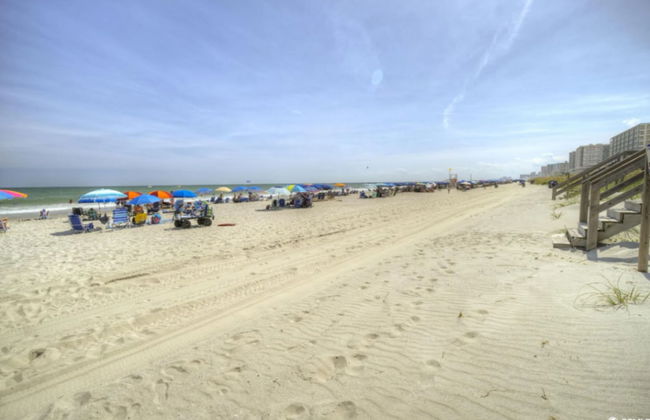 Seaside Elegance Your Coastal Getaway - Foto 17