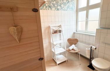 Studio Alte Mädchenschule, Sauna, 6 Personen, Hund, am Saurierpark, Boxsprinbetten, gratis Kaffee und Tee, Minibar - Foto 21