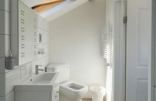 Captivating Isolde Cottage, With Pool Near St Ives - Foto 24