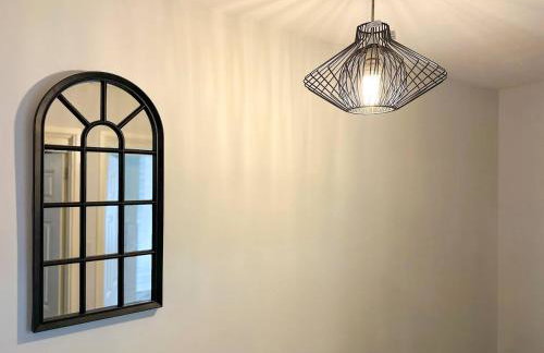 On Trend 3 Bedroom Home In Maerdy near Attractions - Foto 18