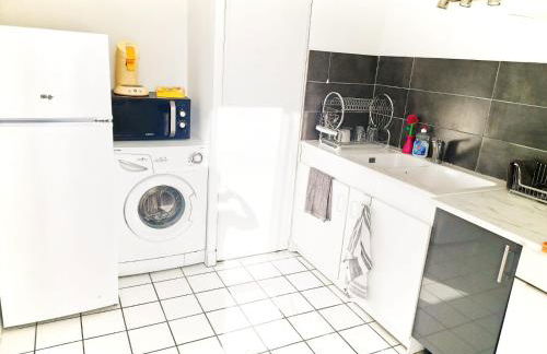 CHARMANT APPARTEMENT SUR SOTTEVILLES LES ROUEN - Foto 2