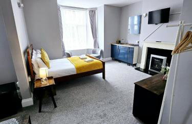 A-N-G Apartments - Parking EV 22kW by the Beach, Canoe Lake & South Parade Pier - Foto 6