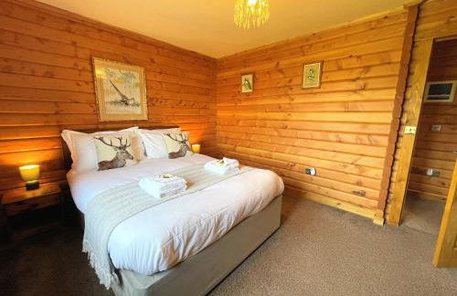 Beautiful 2BR Beach Lodge Set In Stunning Gardens - Pass the Keys - Photo 11