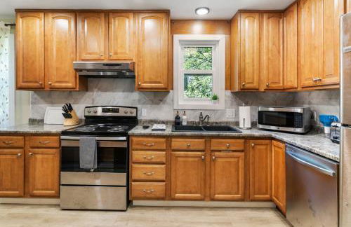 Fantastic retreat 5min from Village with media room, AC and sauna! - Foto 18