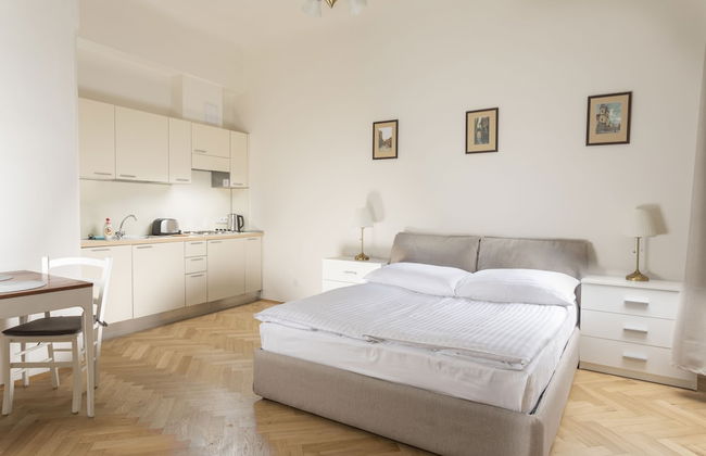 Three Golden Crowns Apartments - Foto 5