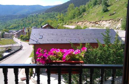 Apartaments Pont Romànic - Photo 33