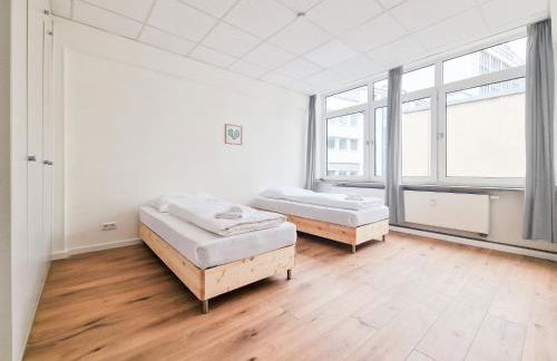 Tolstov Apartments - City Center Apartments with 5 Rooms - 10 Min Messe DUS - Foto 14