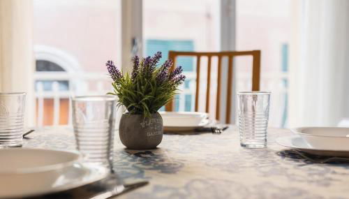 Charming Loft - Central - Steps to the Beach - AC - Foto 2